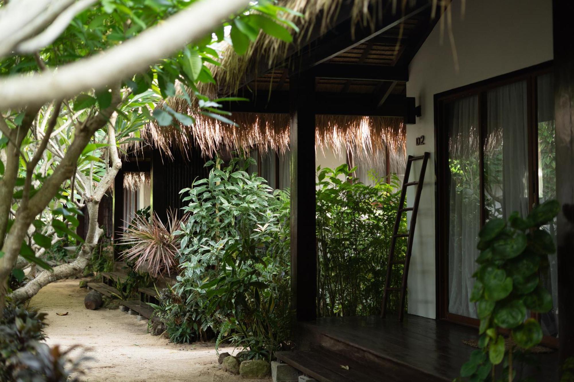 Balay Kogon Hotel Carles Exterior photo