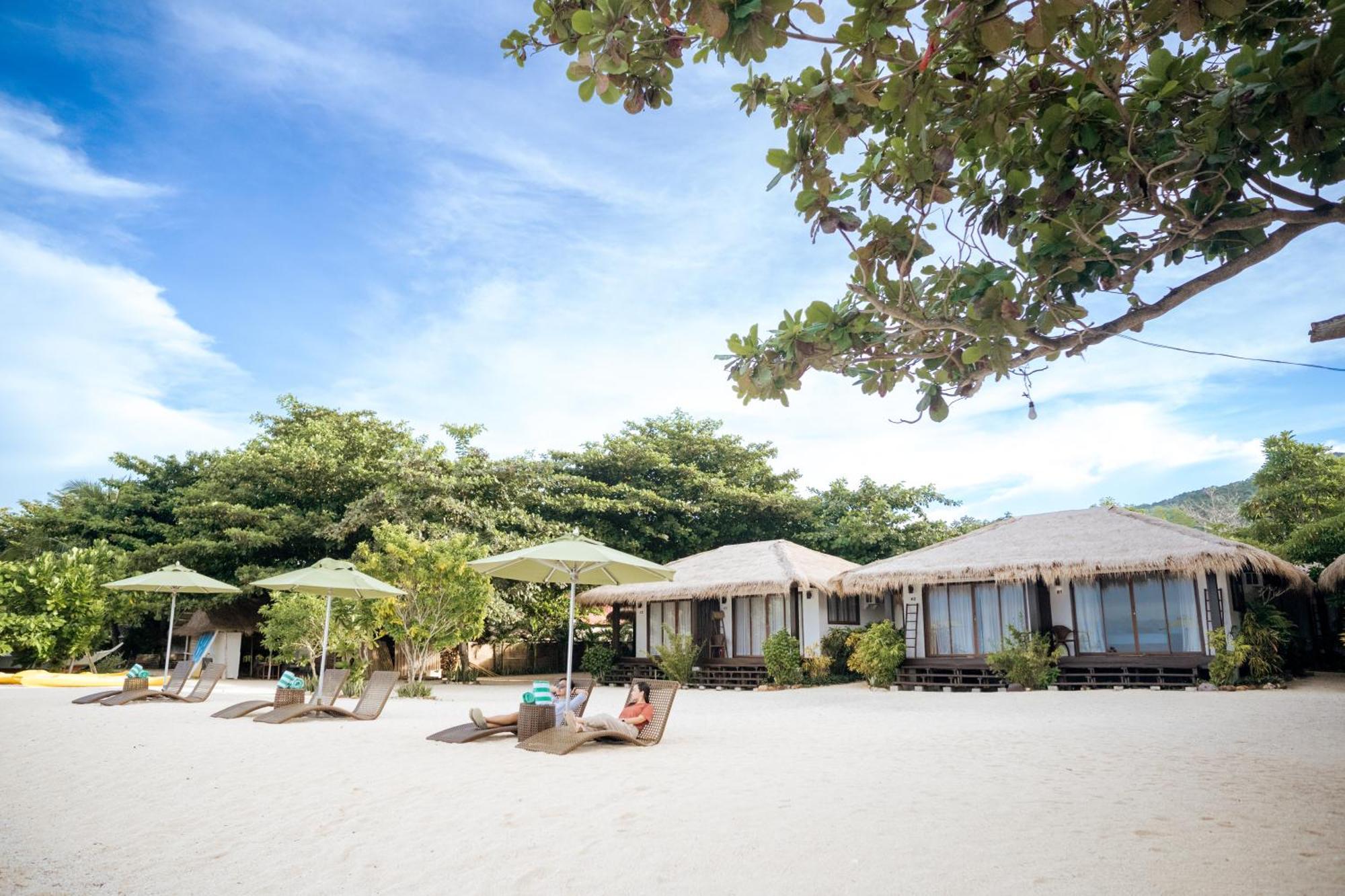 Balay Kogon Hotel Carles Exterior photo