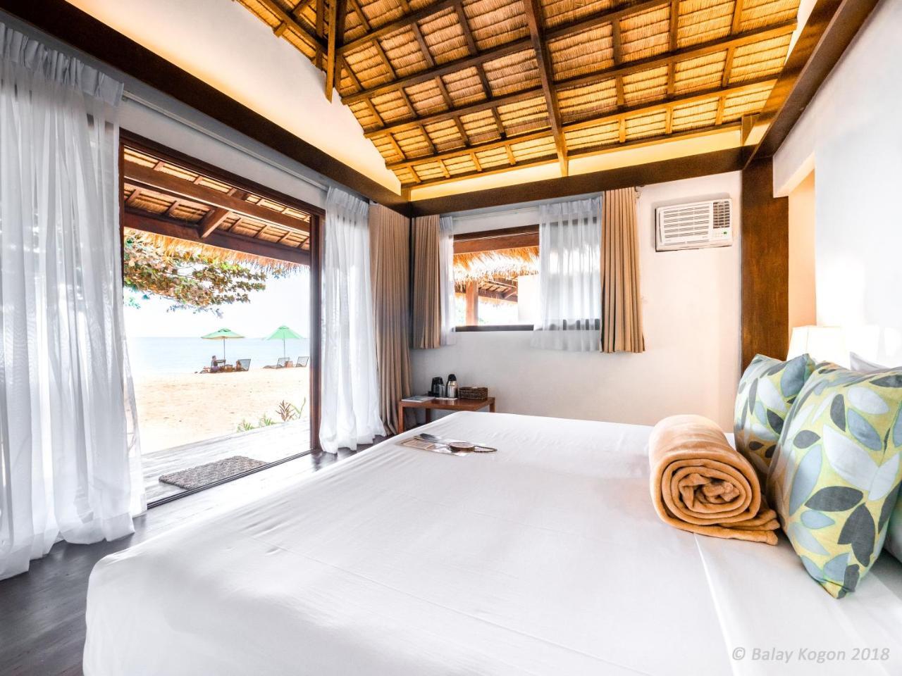 Balay Kogon Hotel Carles Exterior photo